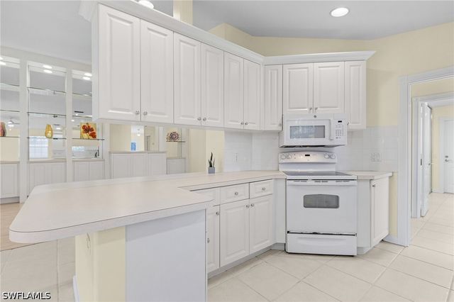 4187 Saint George LN, Naples, FL 34119