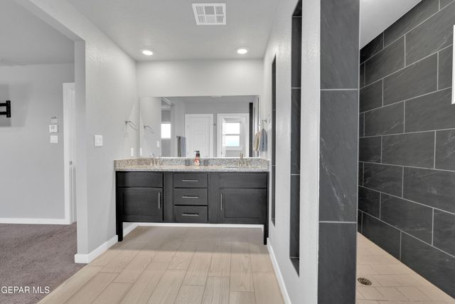 12638 Zollinger Avenue, El Paso, TX 79928