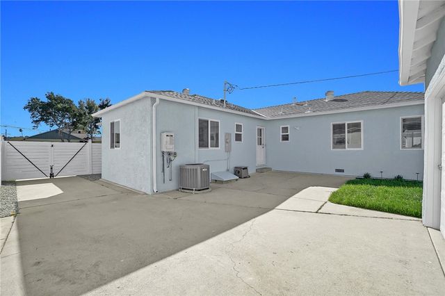 5315 W 124th Place, Hawthorne, CA 90250