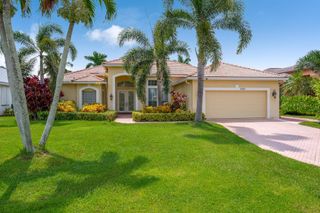 2020 SE Oxton Drive, Port St Lucie, FL 34952