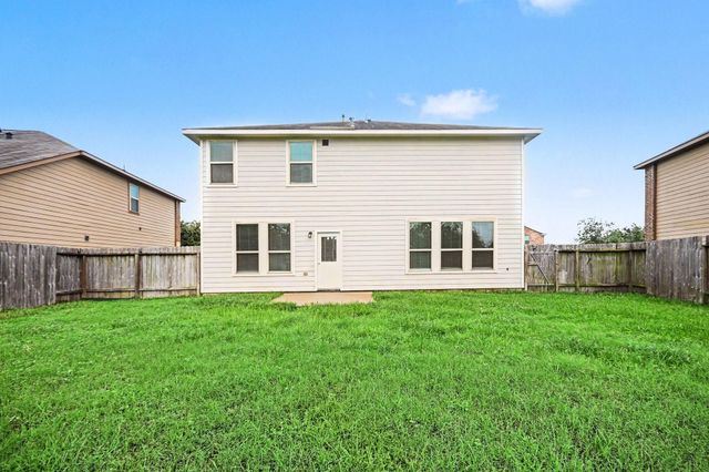 13211 Barrington Oaks Circle, Houston, TX 77044