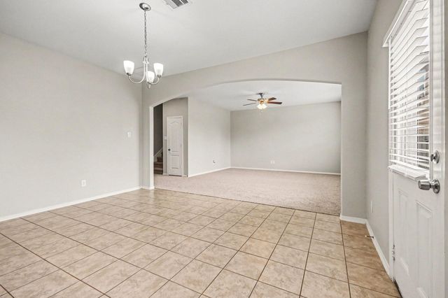 13211 Barrington Oaks Circle, Houston, TX 77044