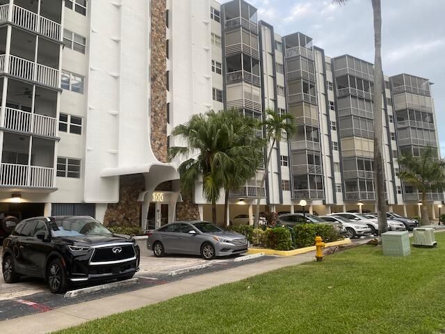 300 Diplomat Parkway 307, Hallandale Beach, FL 33009