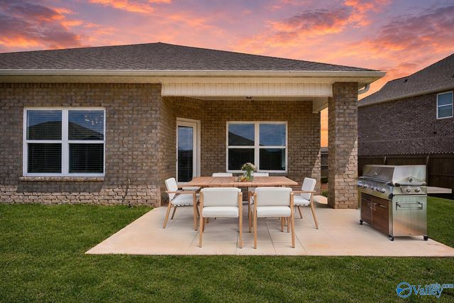 220 Irish Hill Drive, Meridianville, AL 35759