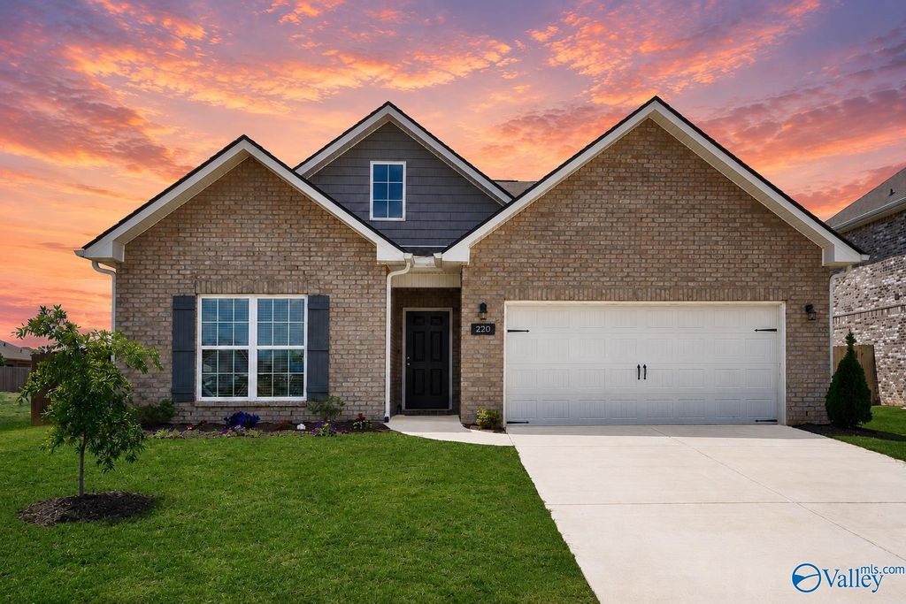 220 Irish Hill Drive, Meridianville, AL 35759