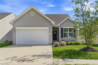 6671 Amber Way, North Ridgeville, OH 44039