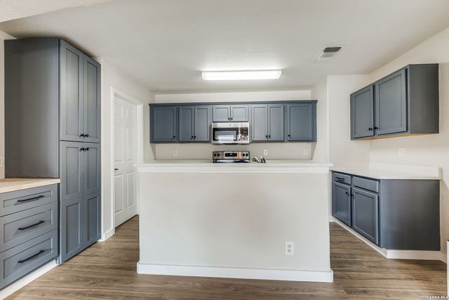 5306 Tomas, San Antonio, TX 78240