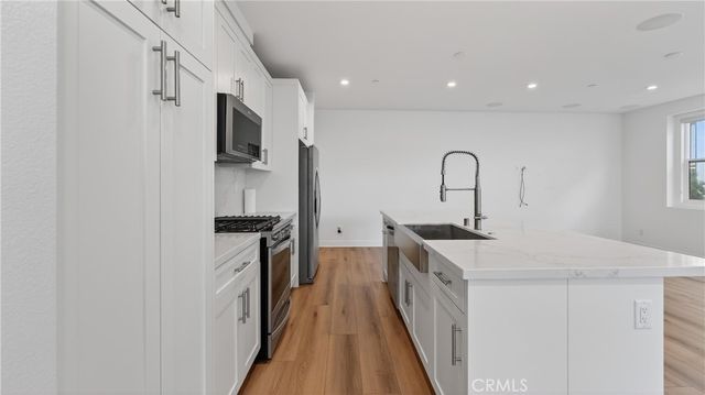 1430 W Cara, Anaheim, CA 92805