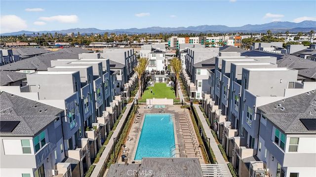 1430 W Cara, Anaheim, CA 92805