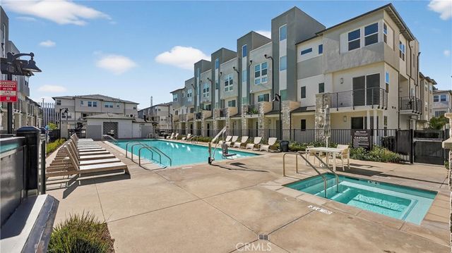 1430 W Cara, Anaheim, CA 92805