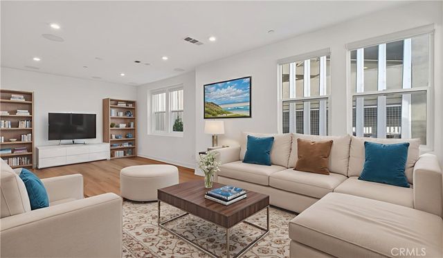 1430 W Cara, Anaheim, CA 92805