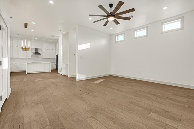 5619 Val Verde Street A, Houston, TX 77057