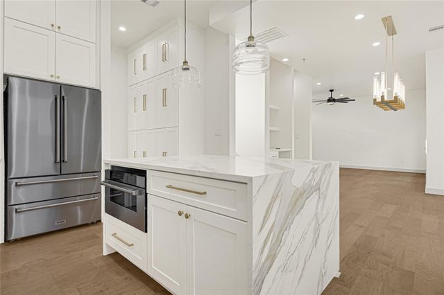 5619 Val Verde Street A, Houston, TX 77057