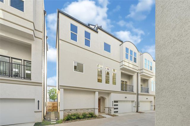 5619 Val Verde Street A, Houston, TX 77057