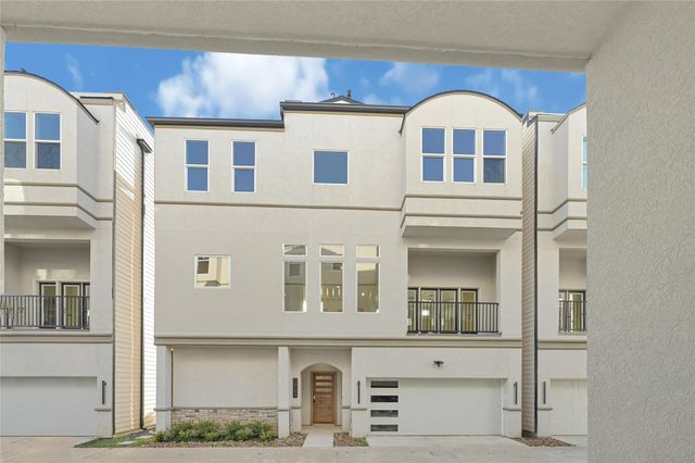 5619 Val Verde Street A, Houston, TX 77057