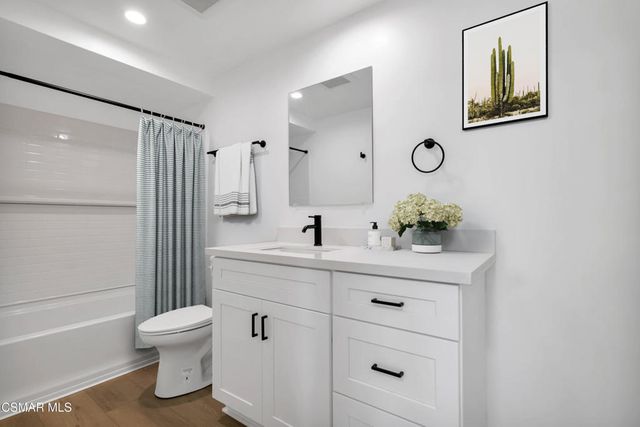 605 Warwick Avenue 629-4, Thousand Oaks, CA 91360