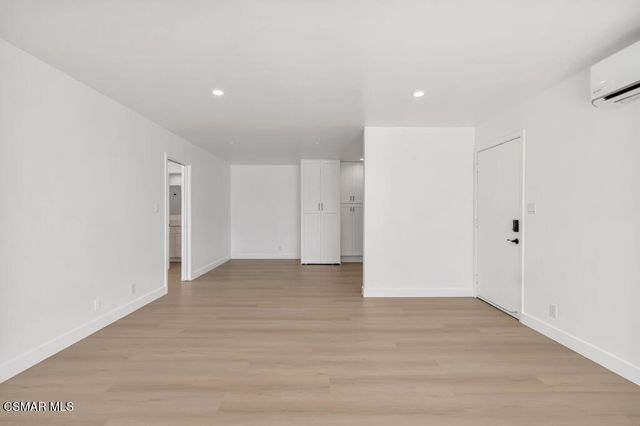 605 Warwick Avenue 629-4, Thousand Oaks, CA 91360
