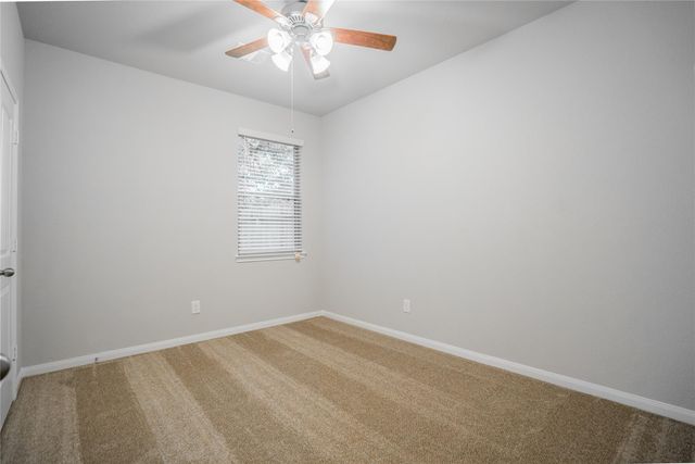 137 Snug Harbor Drive, Conroe, TX 77356