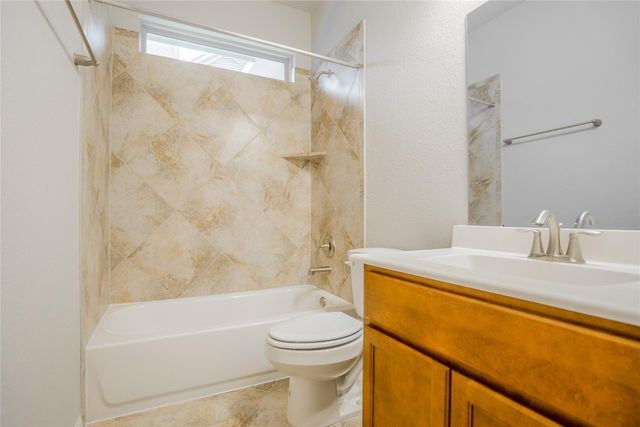 137 Snug Harbor Drive, Conroe, TX 77356