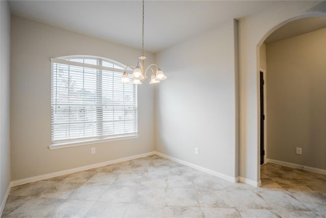 137 Snug Harbor Drive, Conroe, TX 77356