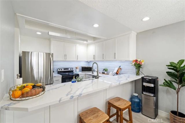5203 S Marina Pacifica Drive, Long Beach, CA 90803