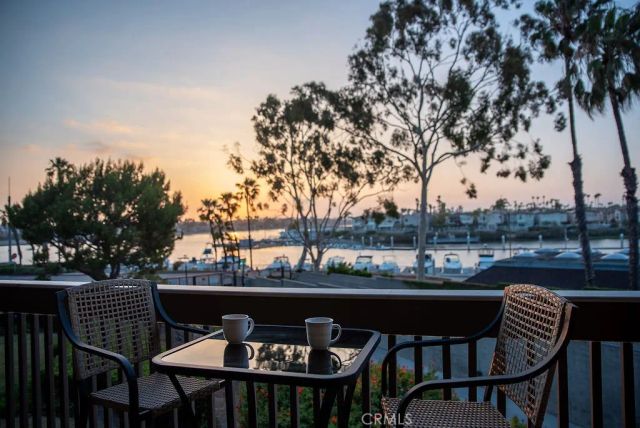 5203 S Marina Pacifica Drive, Long Beach, CA 90803