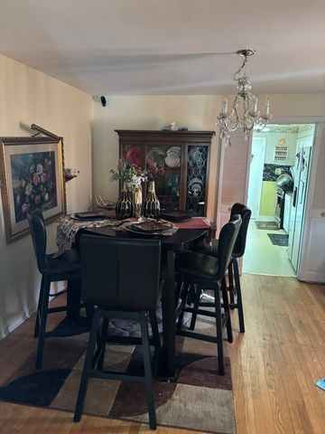 18419 Gottschalk Avenue, Homewood, IL 60430