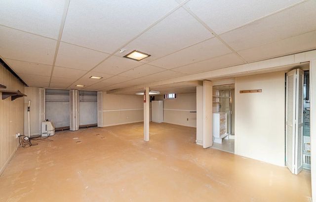 18419 Gottschalk Avenue, Homewood, IL 60430