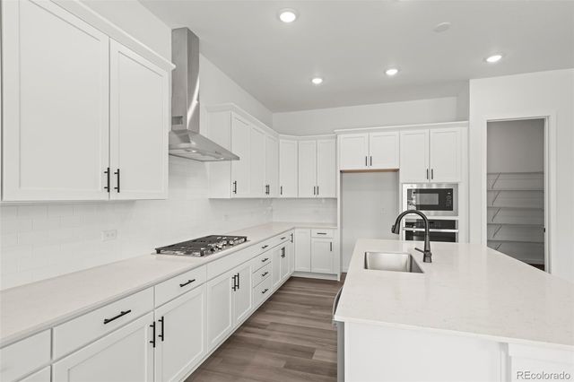 3795 Emerald Shore Circle, Loveland, CO 80538