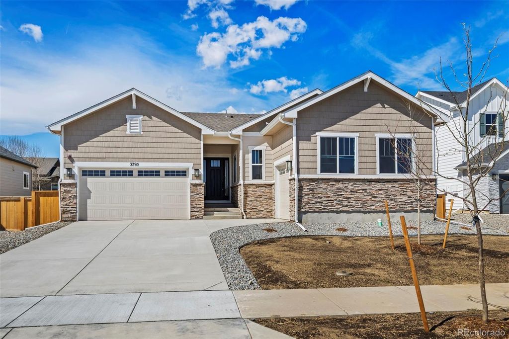 3795 Emerald Shore Circle, Loveland, CO 80538