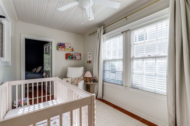 6006 Penrose Avenue, Dallas, TX 75206