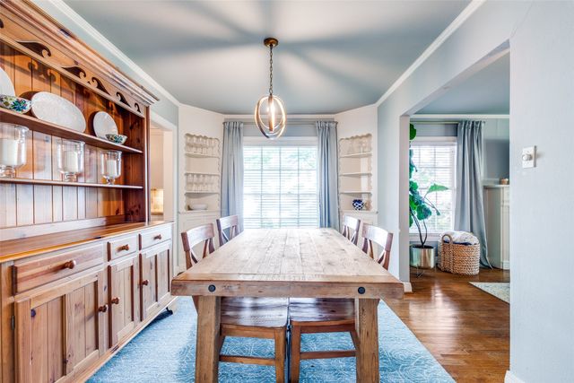 6006 Penrose Avenue, Dallas, TX 75206