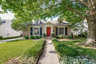 6006 Penrose Avenue, Dallas, TX 75206