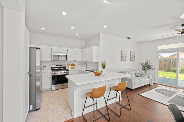 7775 Dersingham Dr, Sacramento, CA 95829