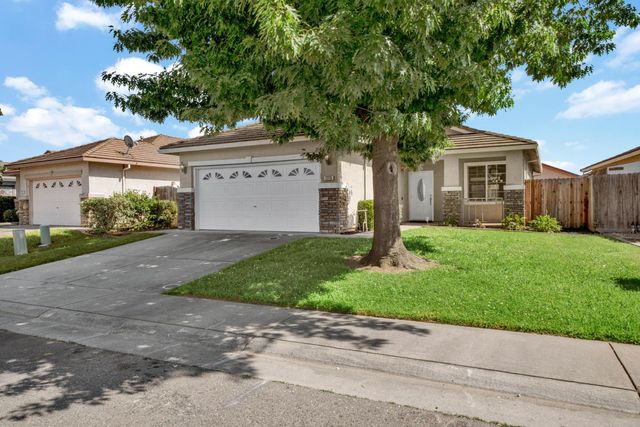 7775 Dersingham Dr, Sacramento, CA 95829