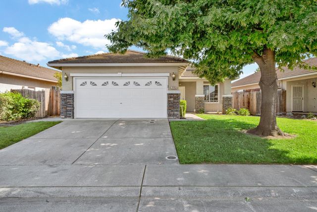 7775 Dersingham Dr, Sacramento, CA 95829
