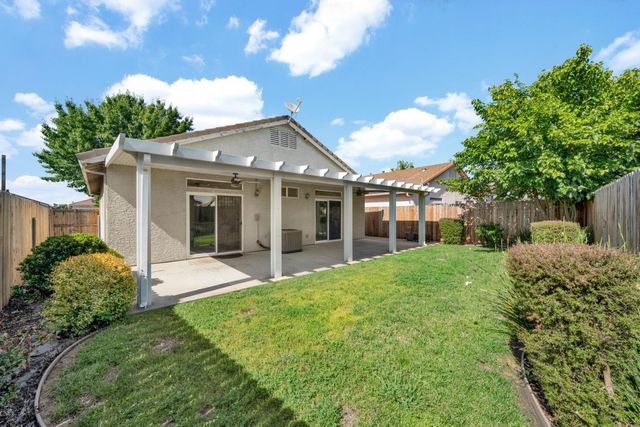 7775 Dersingham Dr, Sacramento, CA 95829