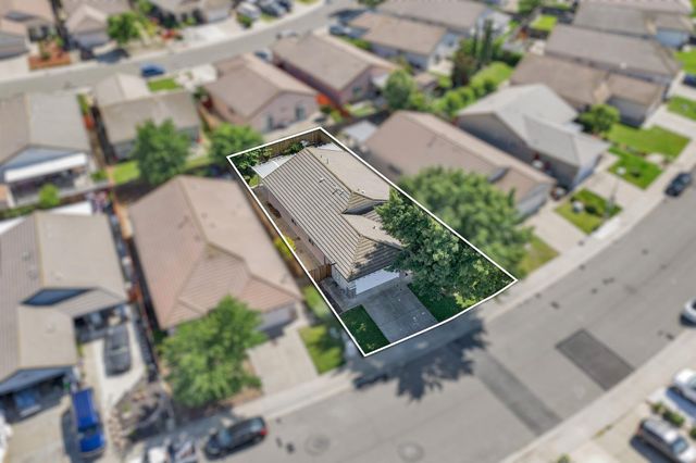 7775 Dersingham Dr, Sacramento, CA 95829