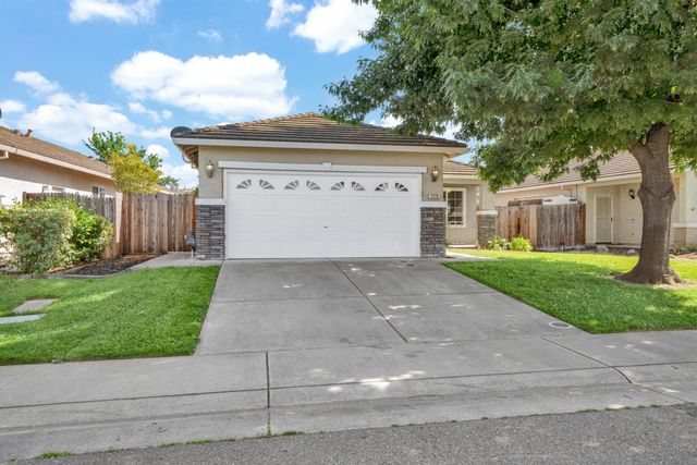 7775 Dersingham Dr, Sacramento, CA 95829