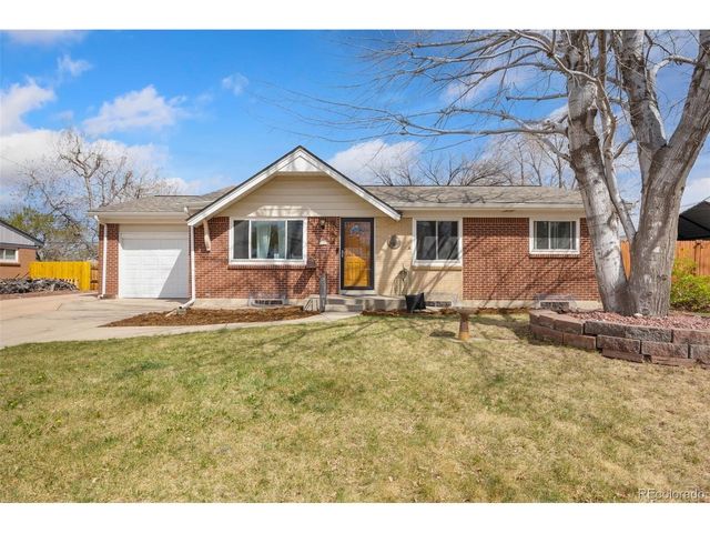 1354 S Kendall Ct, Lakewood, CO 80232