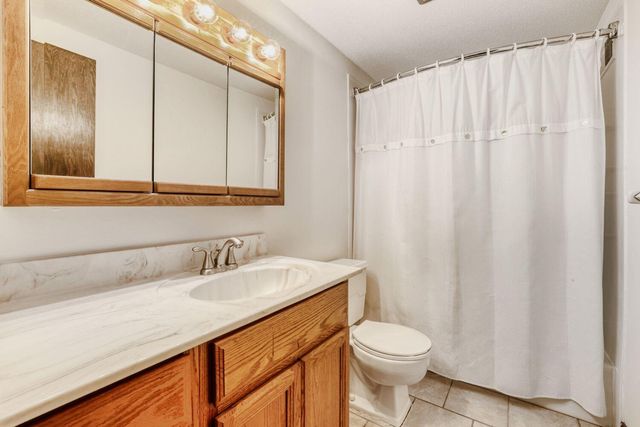 13330 Findlay Way, Apple Valley, MN 55124