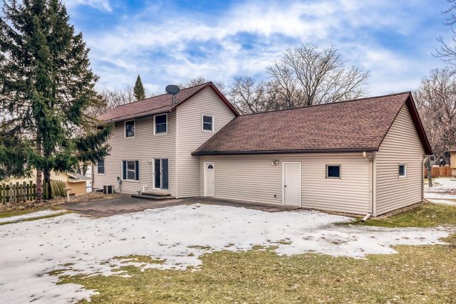 13330 Findlay Way, Apple Valley, MN 55124