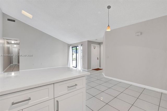 9892 Boca Gardens Pkwy A, Boca Raton, FL 33496