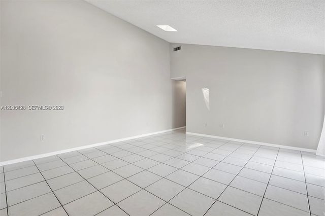 9892 Boca Gardens Pkwy A, Boca Raton, FL 33496