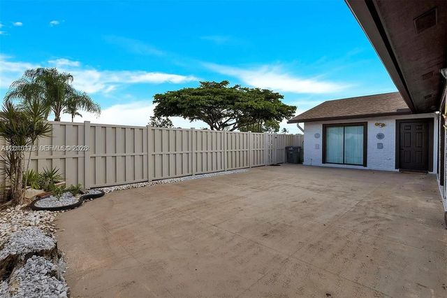 9892 Boca Gardens Pkwy A, Boca Raton, FL 33496