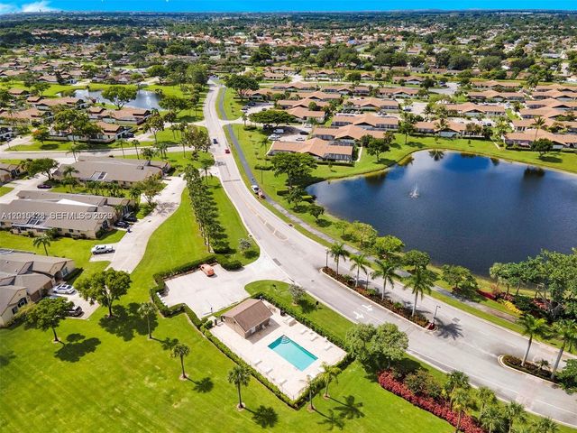 9892 Boca Gardens Pkwy A, Boca Raton, FL 33496