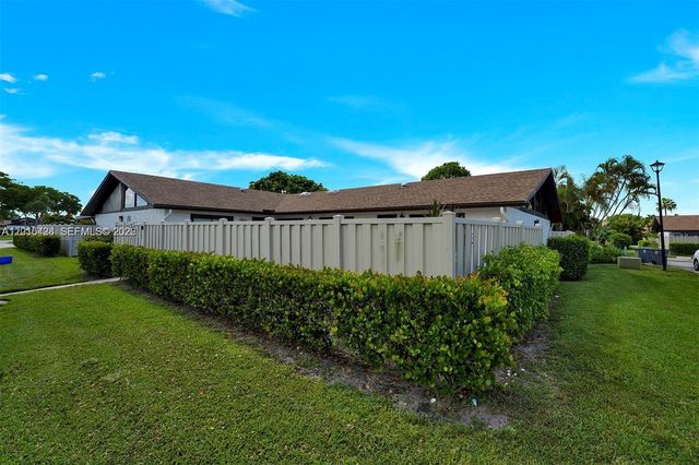 9892 Boca Gardens Pkwy A, Boca Raton, FL 33496