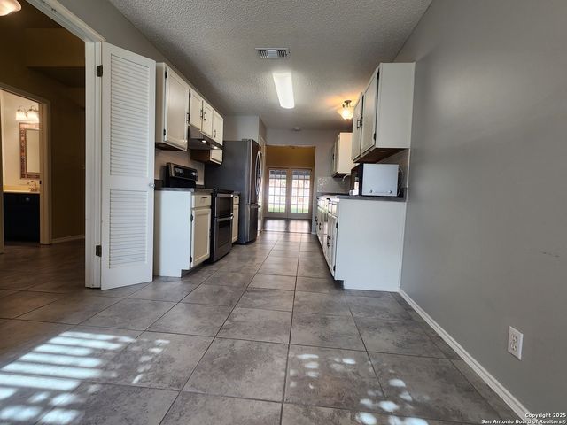 14038 Fairway Oaks, San Antonio, TX 78217