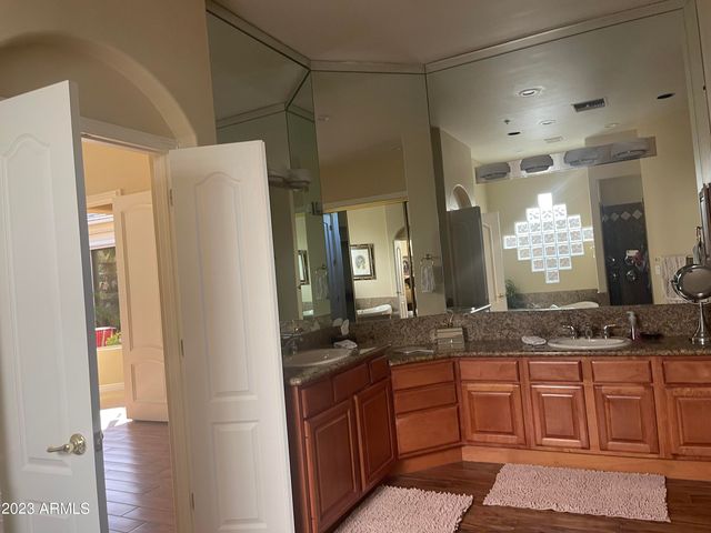 10100 N 78TH Place, Scottsdale, AZ 85258