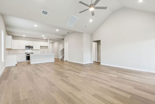 10616 Blakely Creek Road, Fort Worth, TX 76126